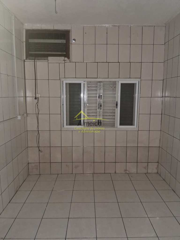 Casa em Cubatão, no bairro Vila Nova
