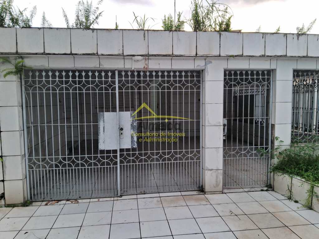 Casa em Cubatão, no bairro Vila Nova