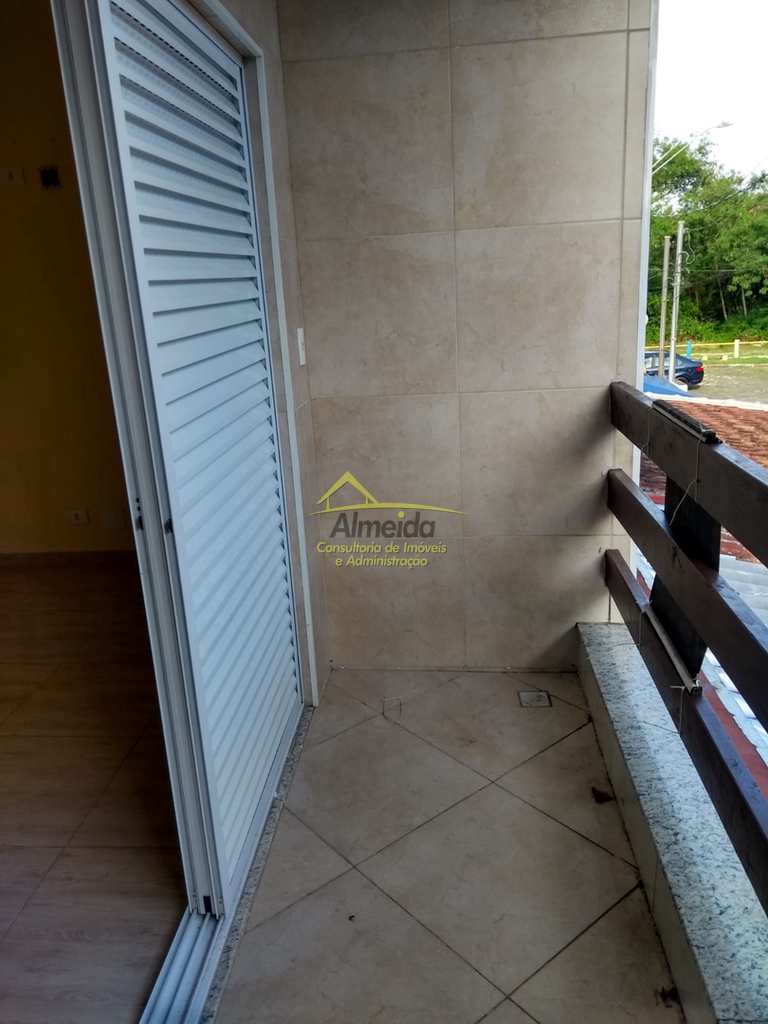 Casa em Cubatão, no bairro Vila Ponte Nova