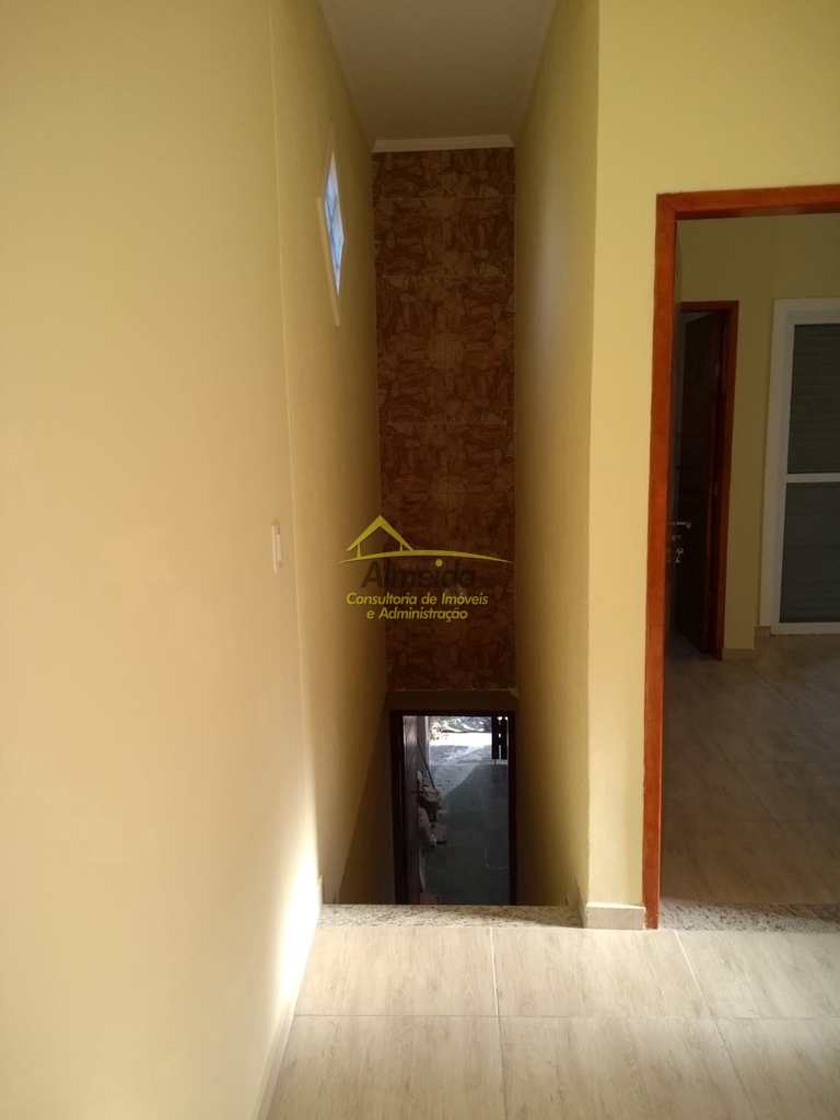 Casa em Cubatão, no bairro Vila Ponte Nova