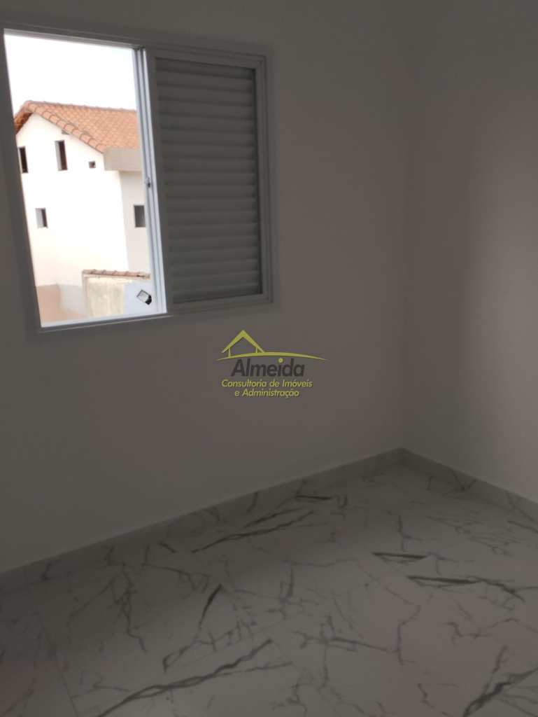 Casa em Cubatão, no bairro Jardim Casqueiro