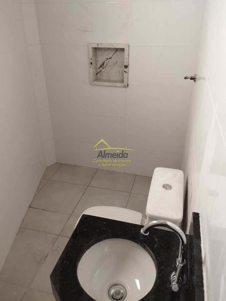 Casa em Cubatão, no bairro Jardim Casqueiro