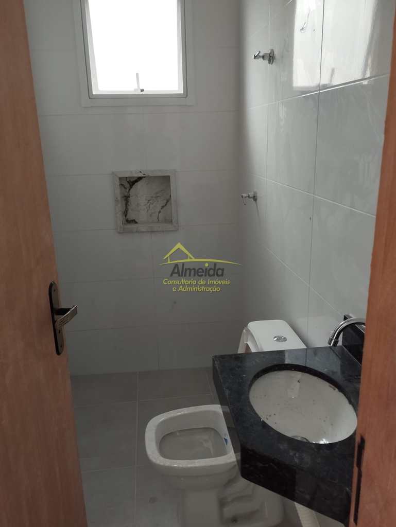 Casa em Cubatão, no bairro Jardim Casqueiro