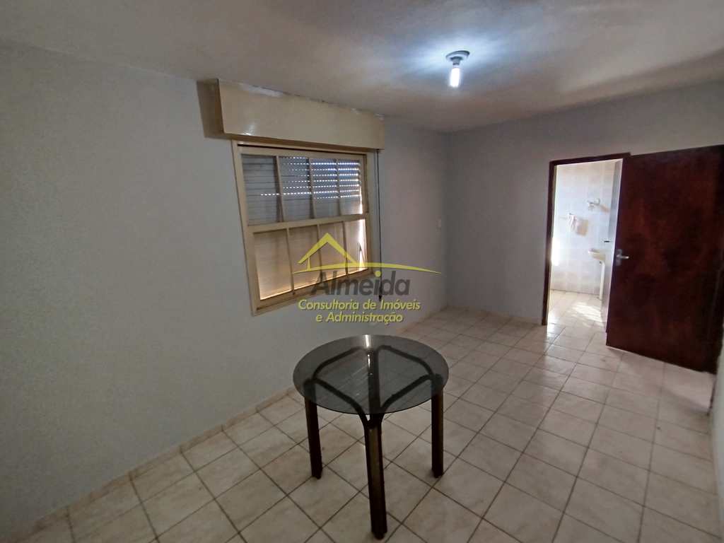 Casa em Cubatão, no bairro Vila Nova
