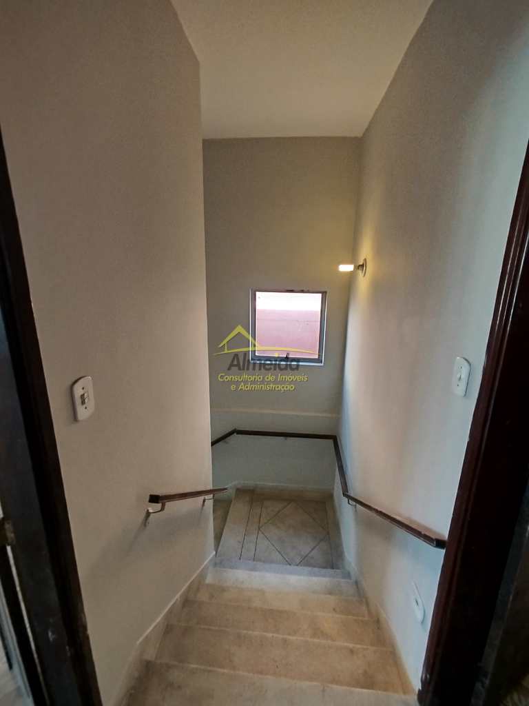 Casa em Cubatão, no bairro Vila Nova