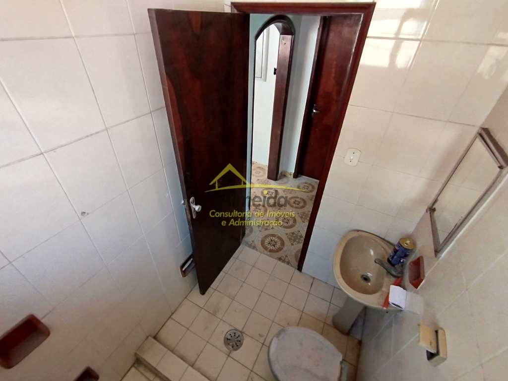 Casa em Cubatão, no bairro Vila Nova