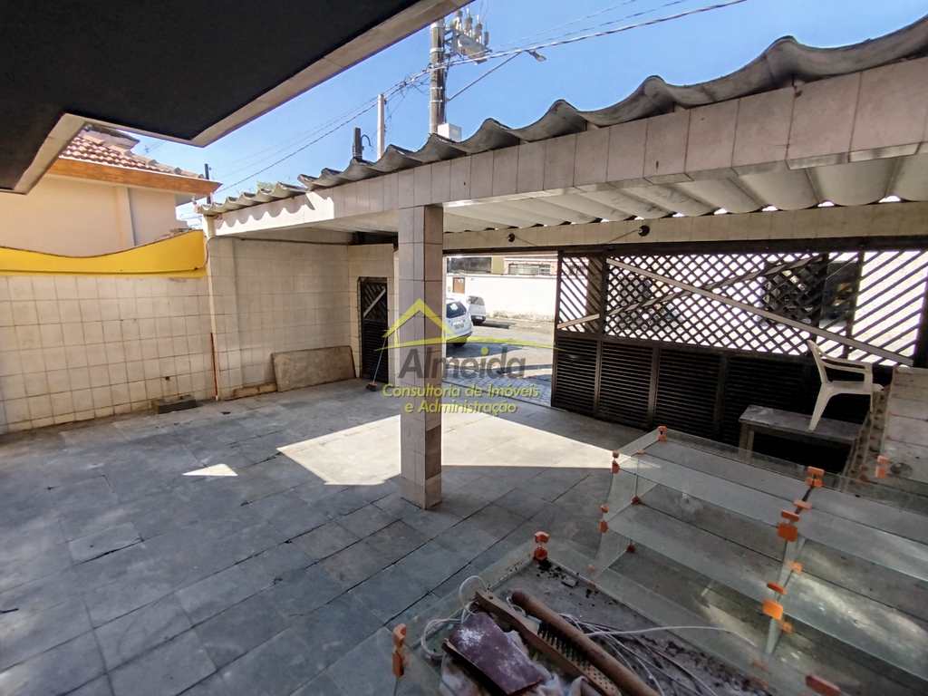 Casa em Cubatão, no bairro Vila Nova