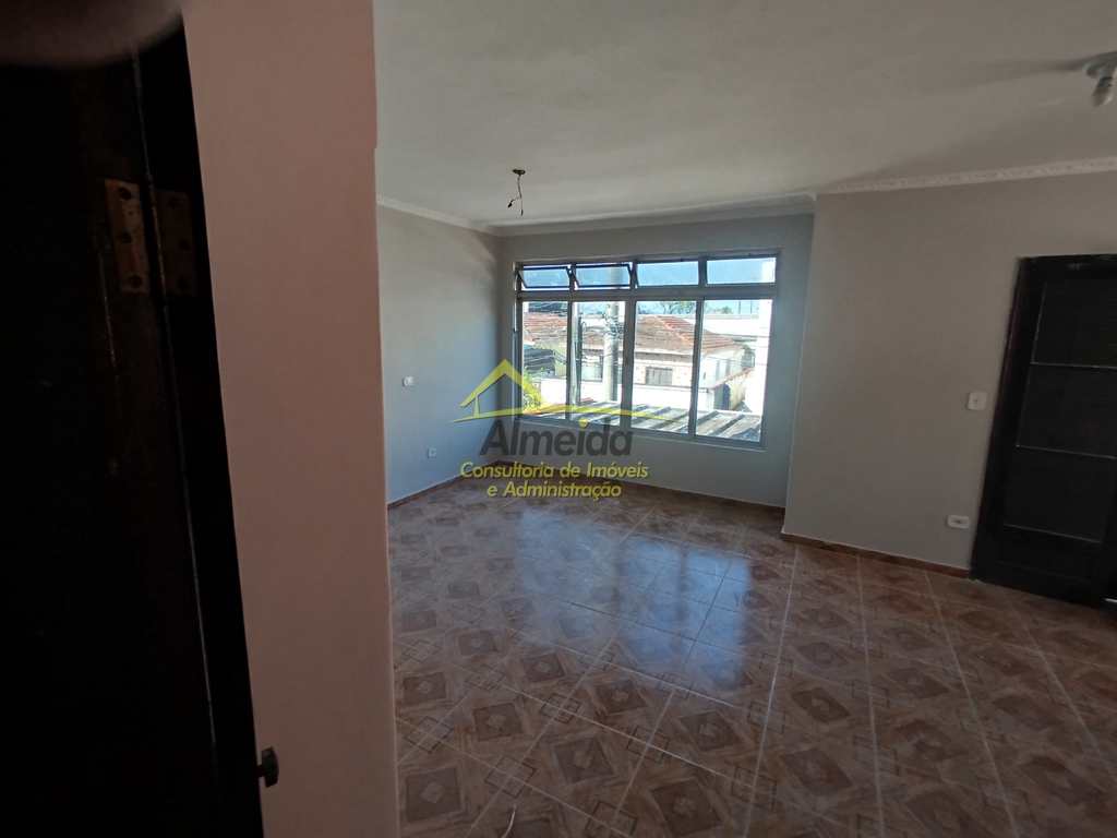 Casa em Cubatão, no bairro Vila Nova