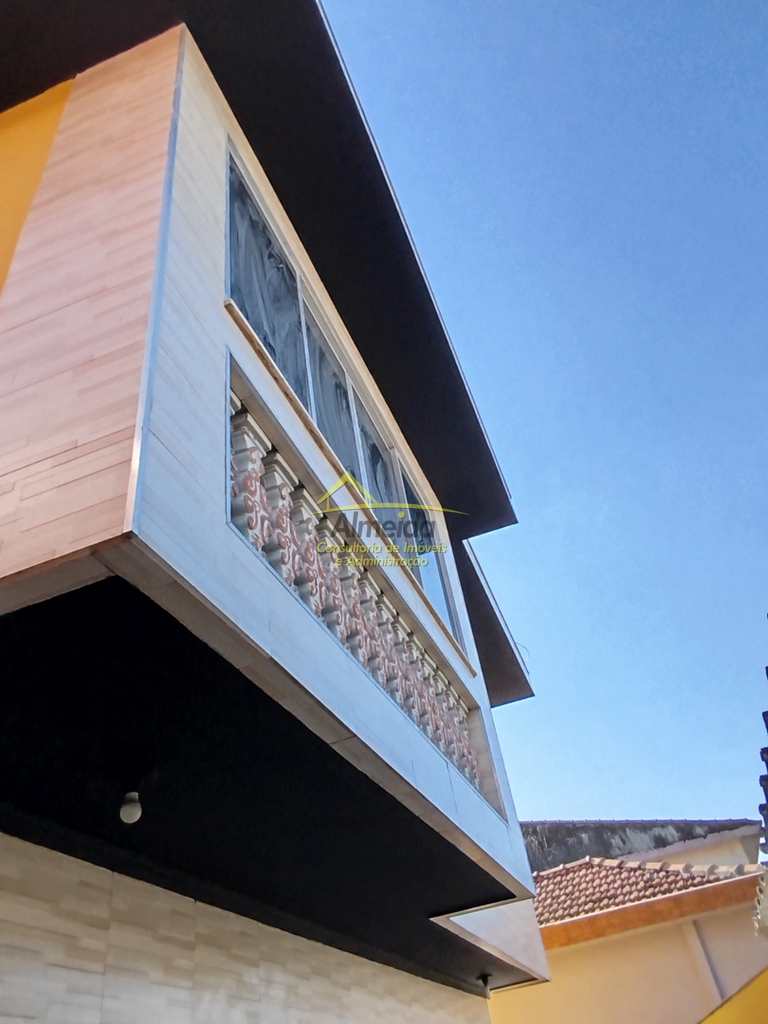 Casa em Cubatão, no bairro Vila Nova