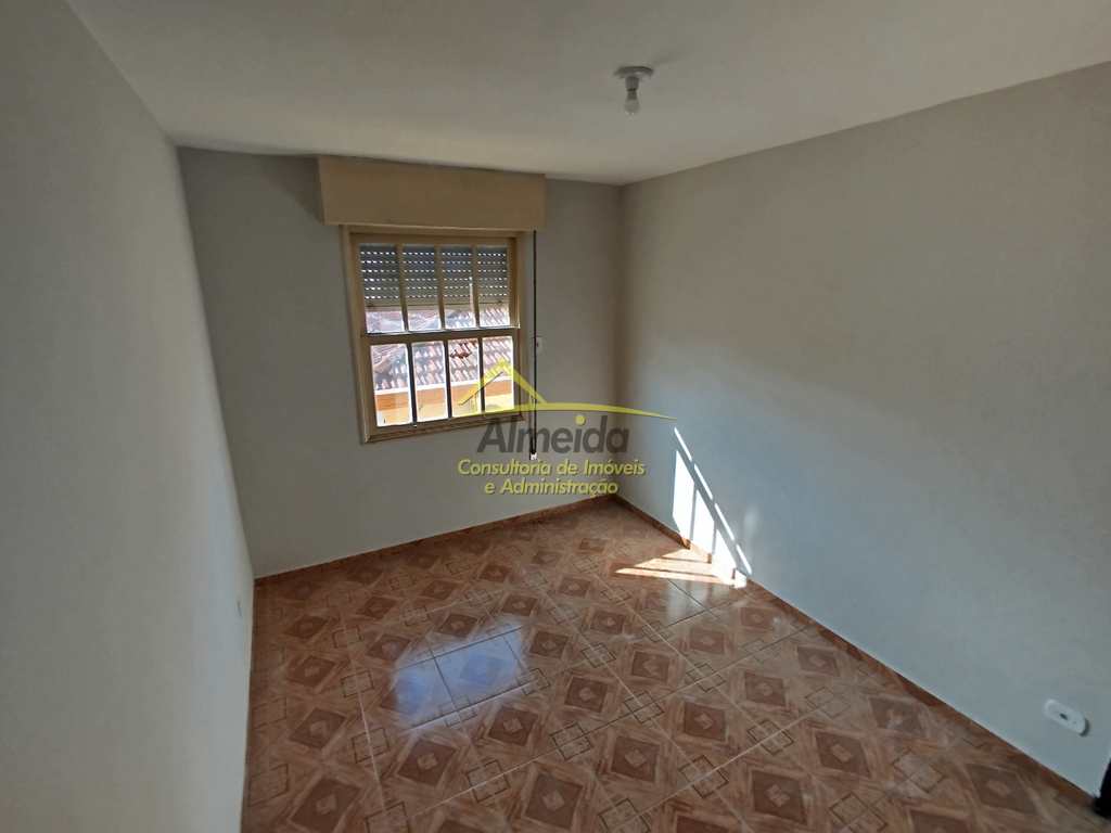 Casa em Cubatão, no bairro Vila Nova