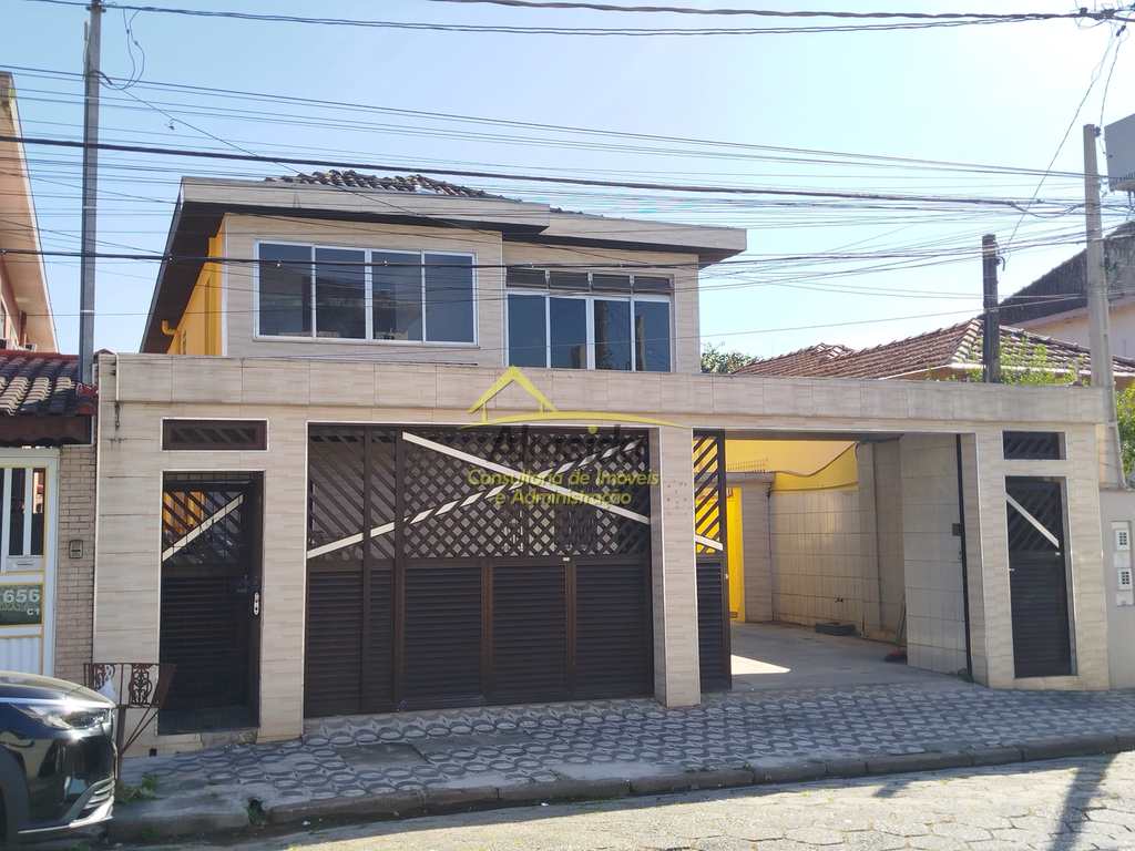 Casa em Cubatão, no bairro Vila Nova