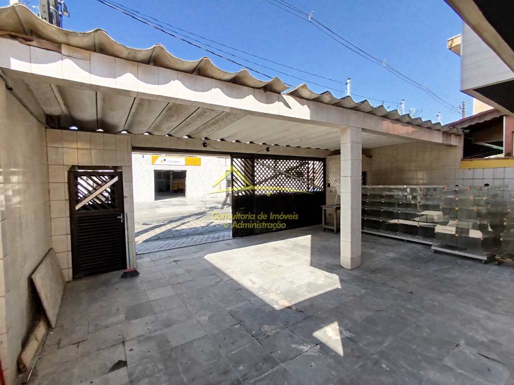 Casa em Cubatão, no bairro Vila Nova