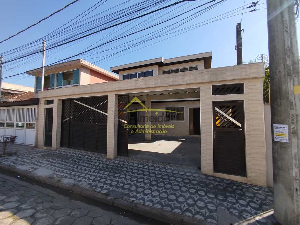 Casa em Cubatão, no bairro Vila Nova