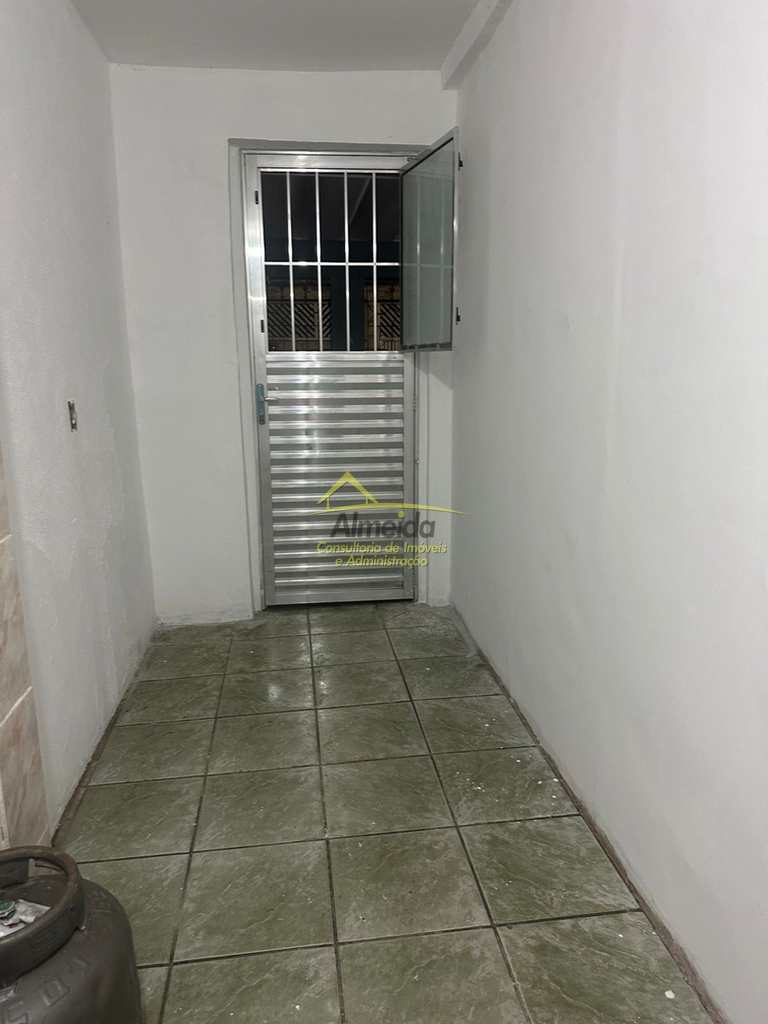 Casa em Cubatão, no bairro Jardim Costa E Silva