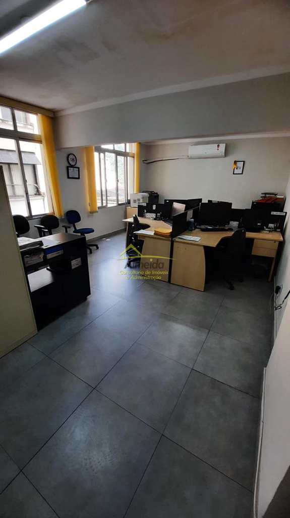 Sala Comercial em Santos, no bairro Centro