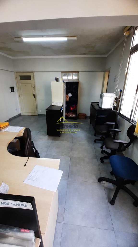 Sala Comercial em Santos, no bairro Centro