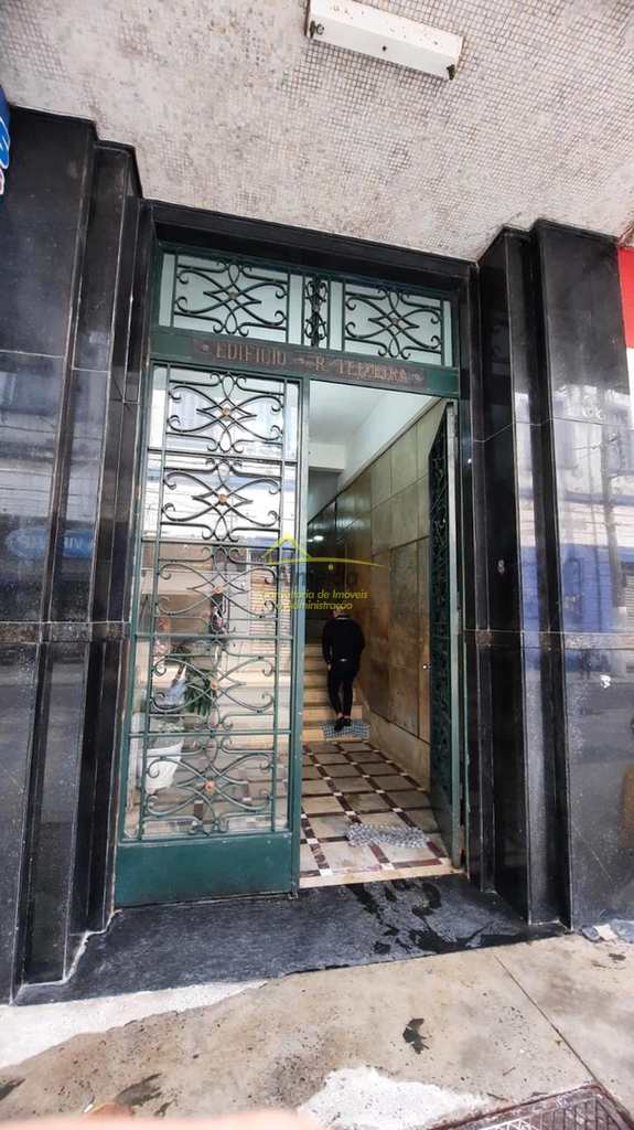 Sala Comercial em Santos, no bairro Centro