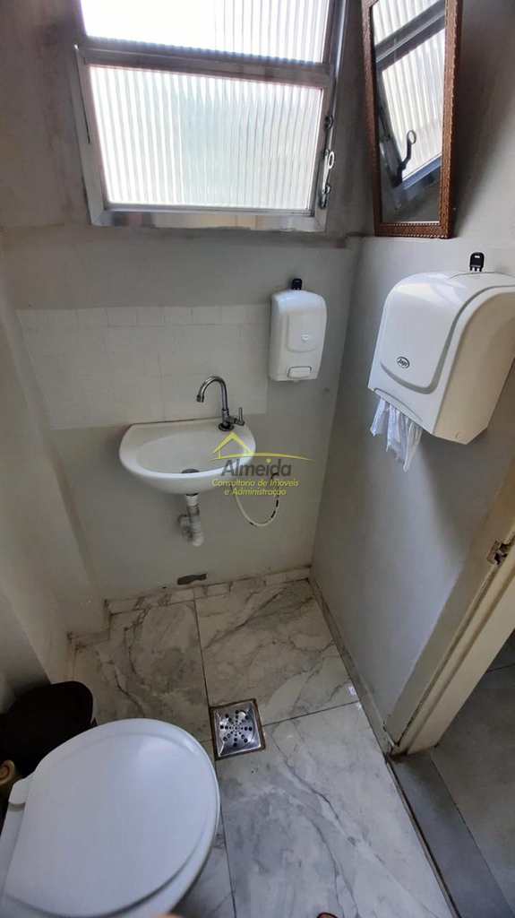 Sala Comercial em Santos, no bairro Centro