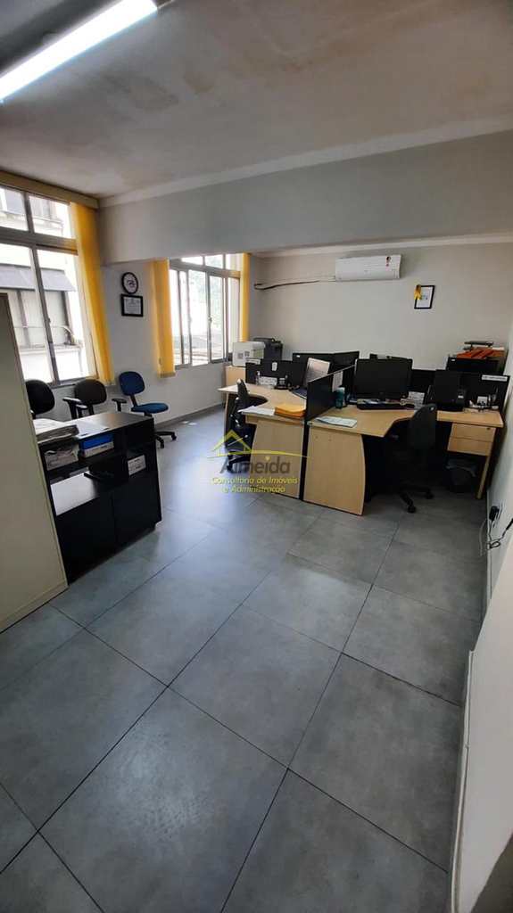 Sala Comercial em Santos, no bairro Centro