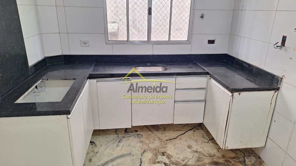 Casa em São Vicente, no bairro Cidade Naútica