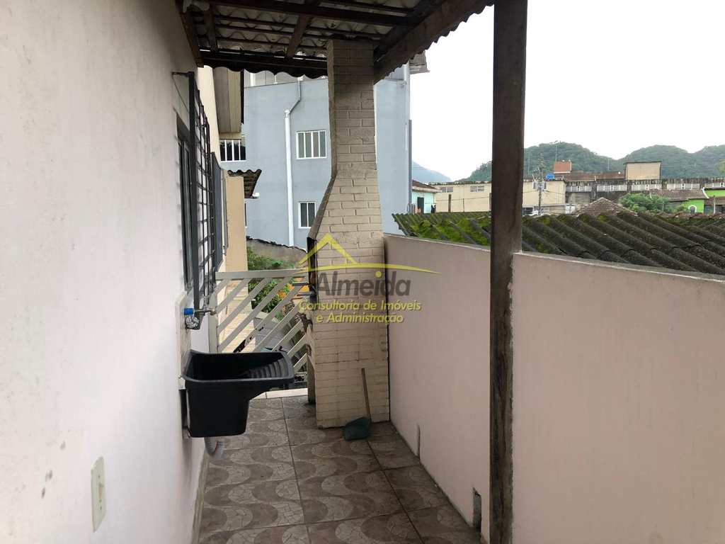 Casa em Cubatão, no bairro Vila Nova
