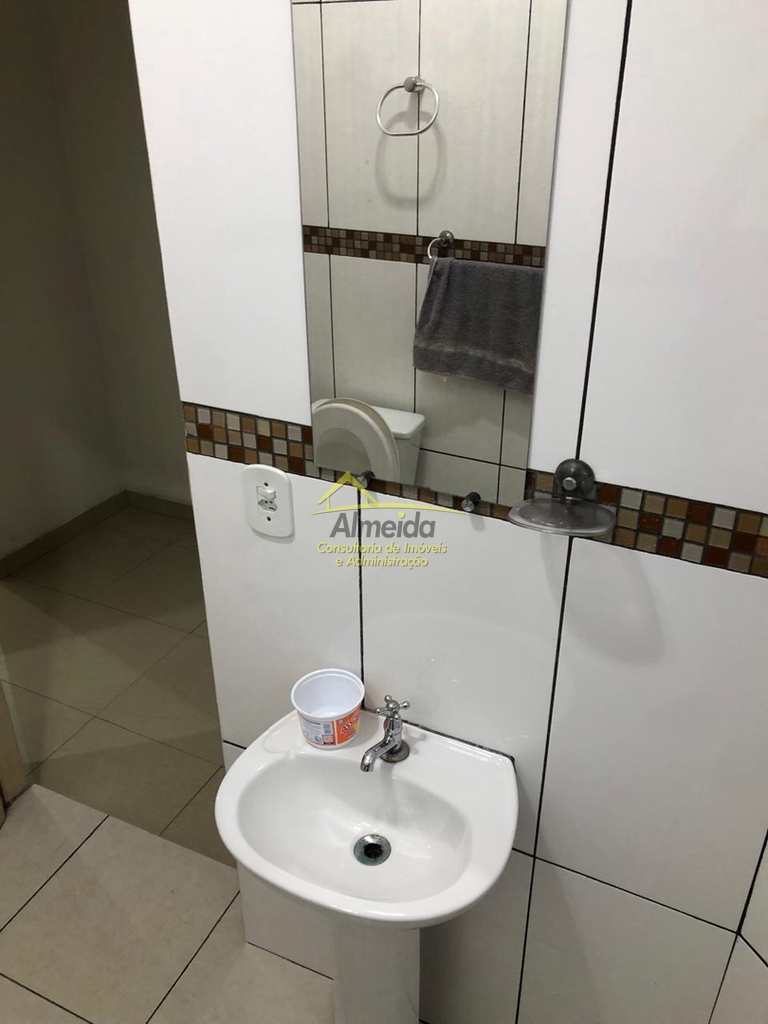 Casa em Cubatão, no bairro Vila Nova