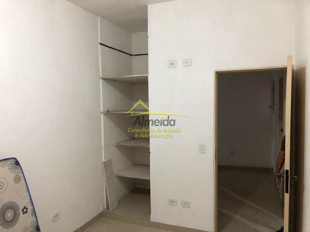 Casa em Cubatão, no bairro Vila Nova