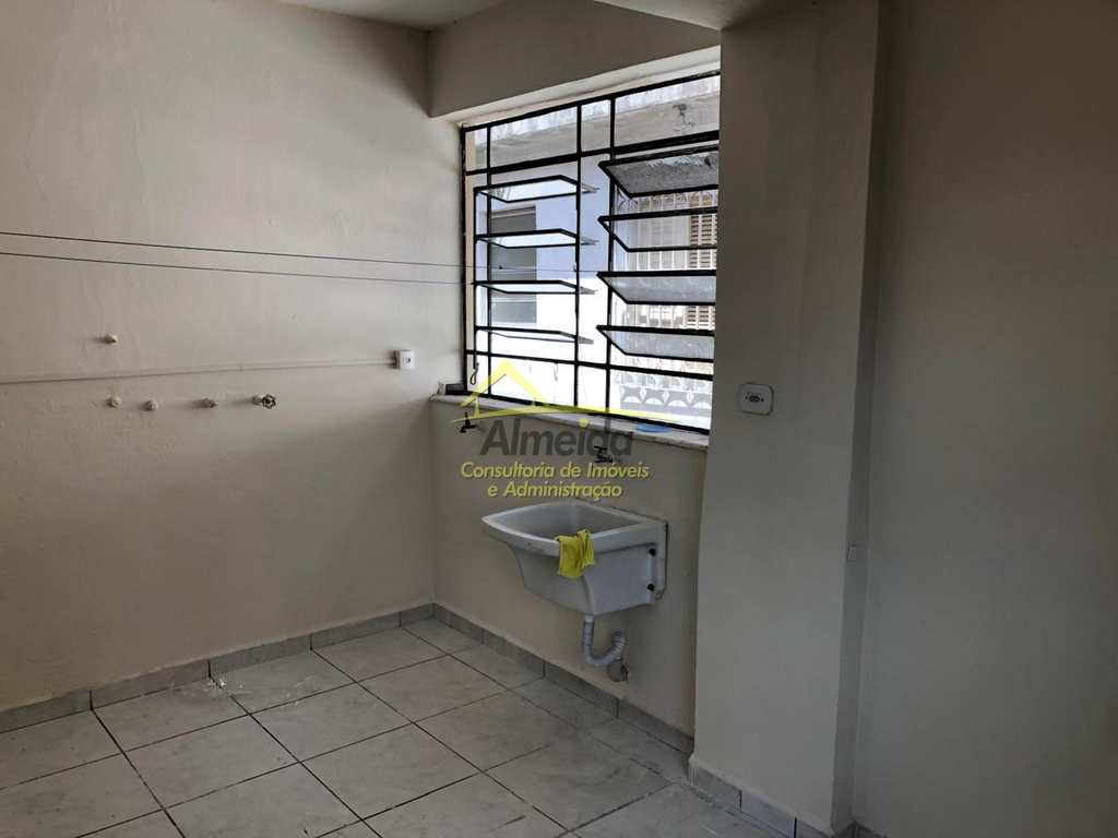 Casa em Cubatão, no bairro Vila Santa Rosa
