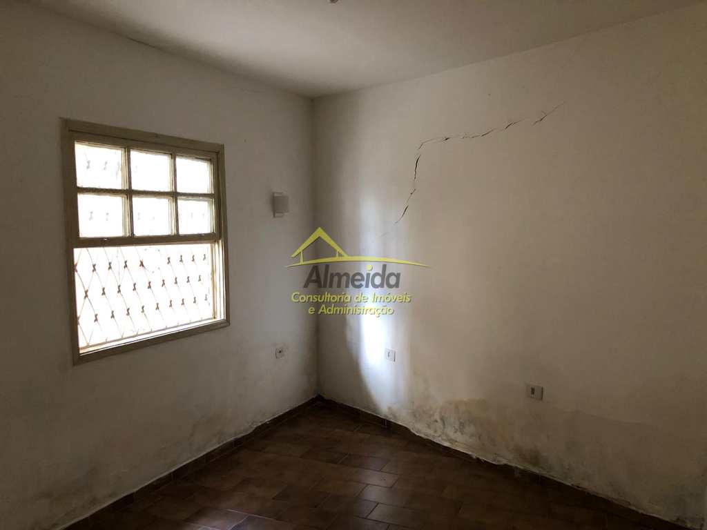 Casa em Cubatão, no bairro Vila Santa Rosa