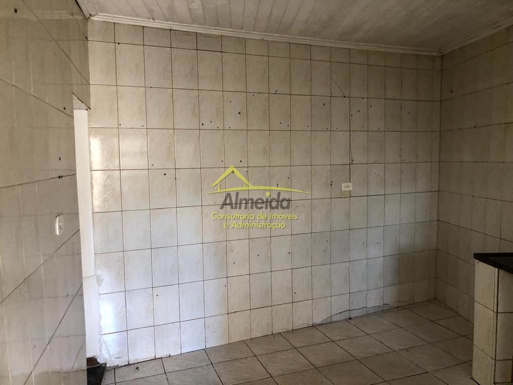 Casa em Cubatão, no bairro Vila Santa Rosa