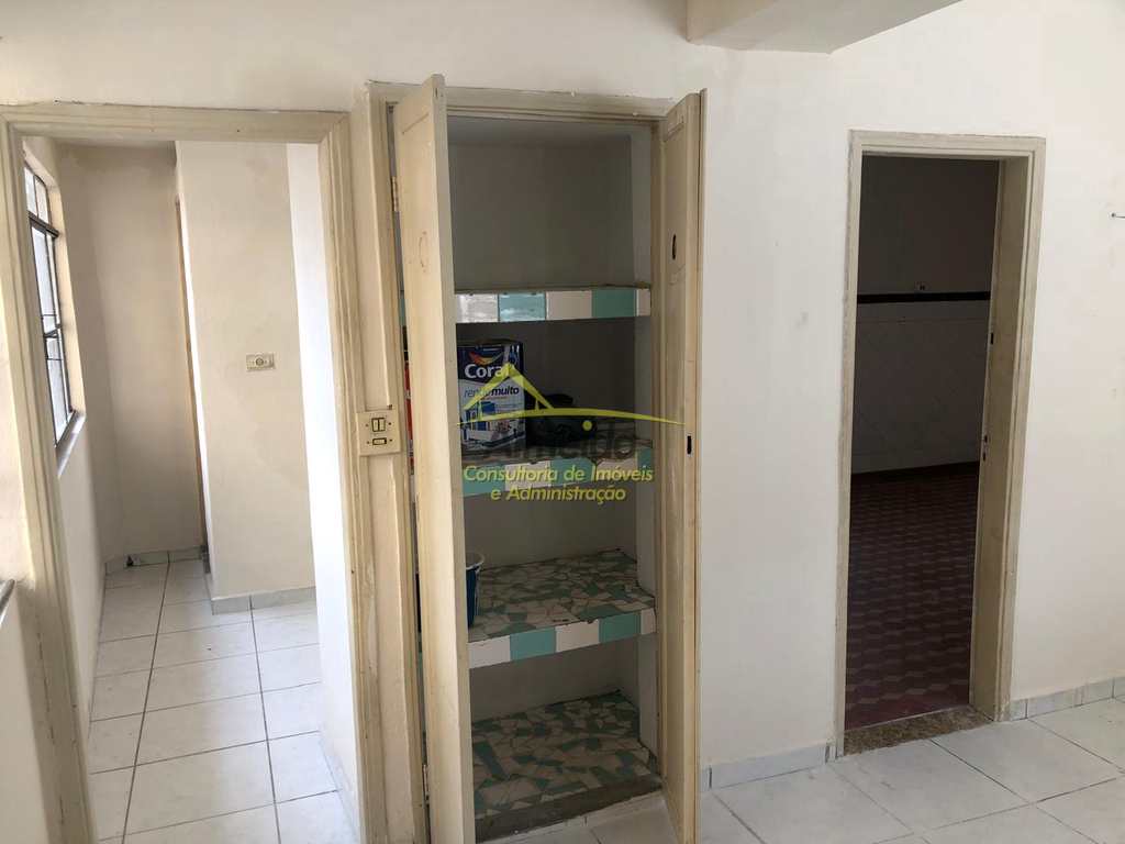 Casa em Cubatão, no bairro Vila Santa Rosa