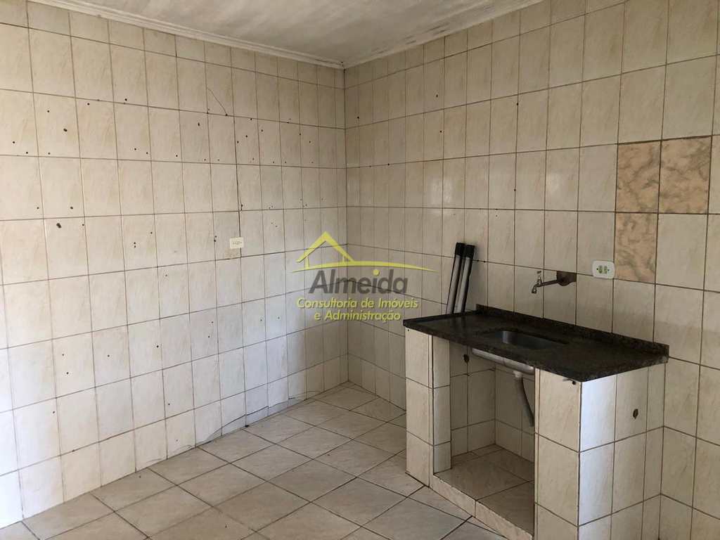 Casa em Cubatão, no bairro Vila Santa Rosa