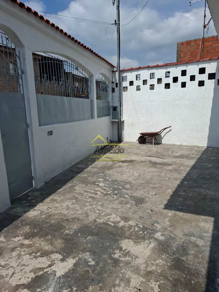 Casa em Cubatão, no bairro Vila Natal