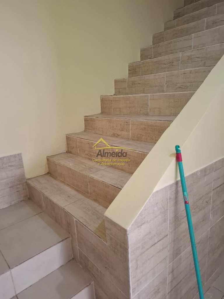 Casa em Cubatão, no bairro Vila Natal