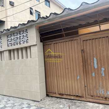 Casa em Cubatão, bairro Jardim Casqueiro