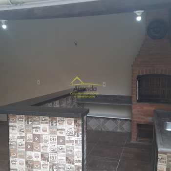 Sobrado em Cubatão, bairro Vale Verde