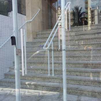Apartamento em Praia Grande, bairro Tupi
