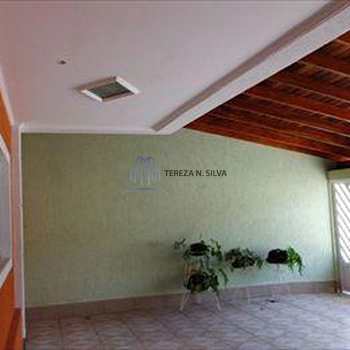 Sobrado em Praia Grande, bairro Real