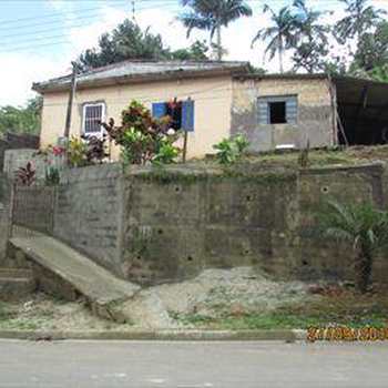 Casa em Pariquera-Açu, bairro Vila Rosely