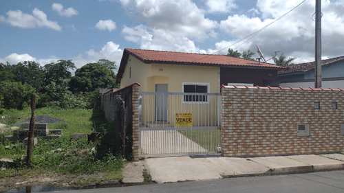 Casa, código 647 em Pariquera-Açu, bairro Vila Santa Verônica