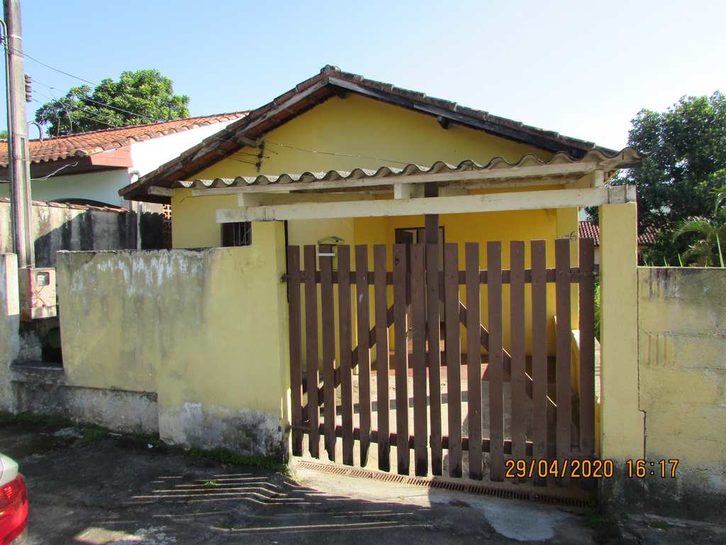 Casa em Pariquera-Açu, no bairro Centro