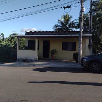 Casa em Pariquera-Açu, bairro Vila Peri-Peri