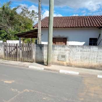 Casa em Pariquera-Açu, bairro Vila Palmira