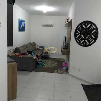 Apartamento em Praia Grande, bairro Guilhermina