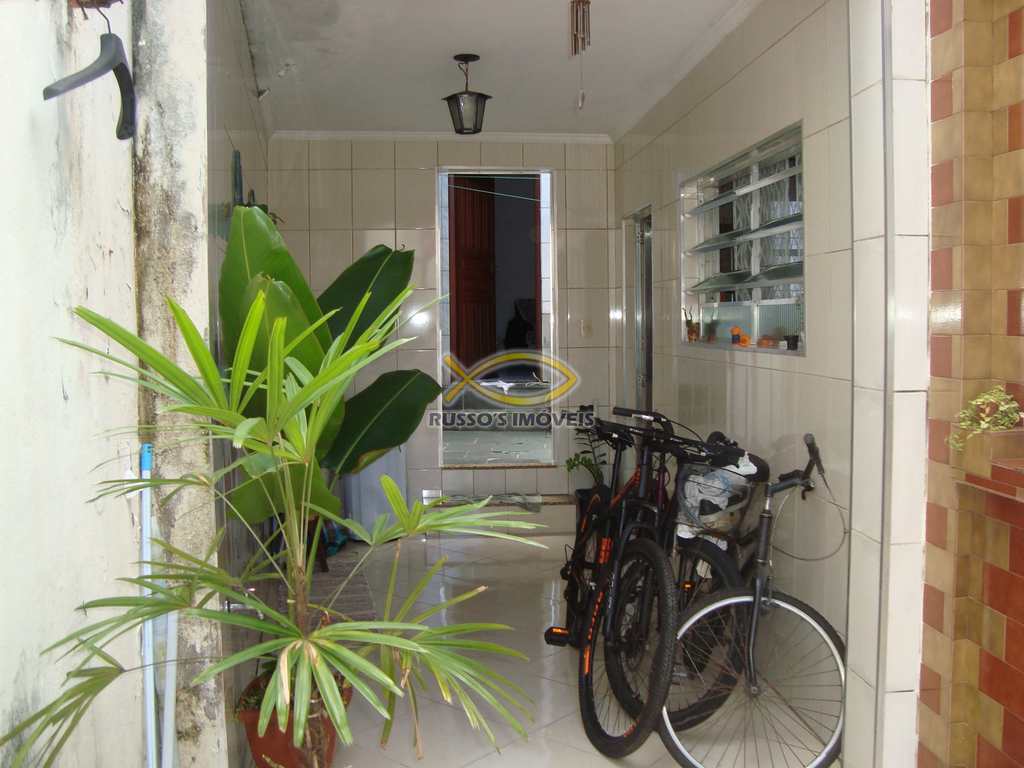 Casa em São Vicente, no bairro Jardim Independência