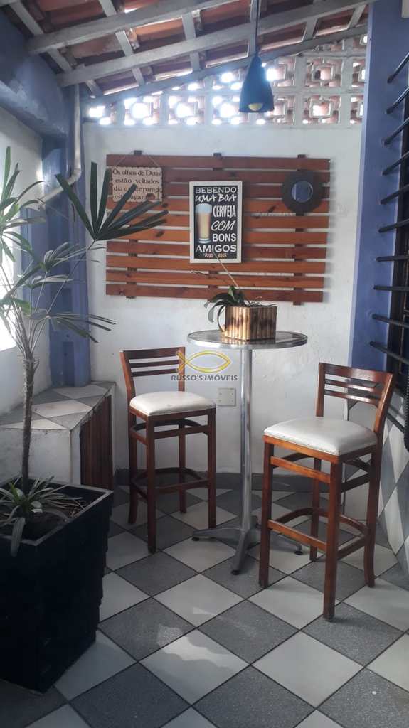 Casa em Praia Grande, no bairro Guilhermina