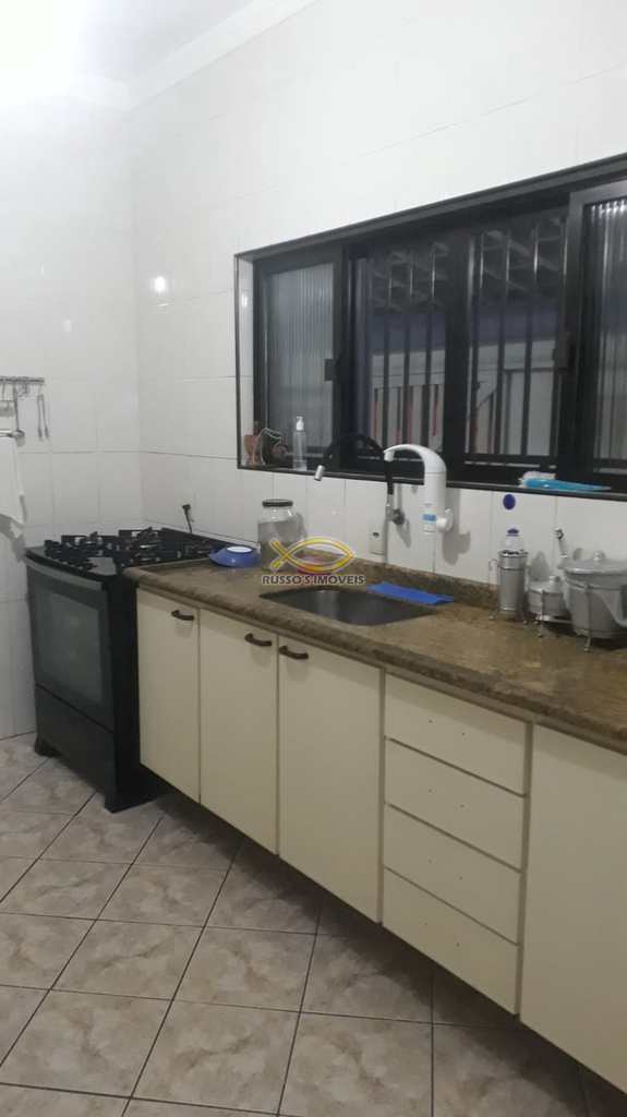 Casa em Praia Grande, no bairro Guilhermina
