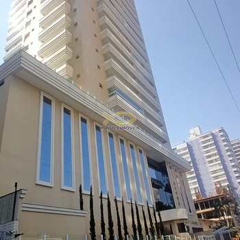 Apartamento em Praia Grande, bairro Canto do Forte