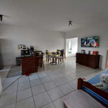 Apartamento em Praia Grande, bairro Guilhermina
