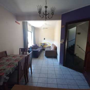 Apartamento em Praia Grande, bairro Guilhermina